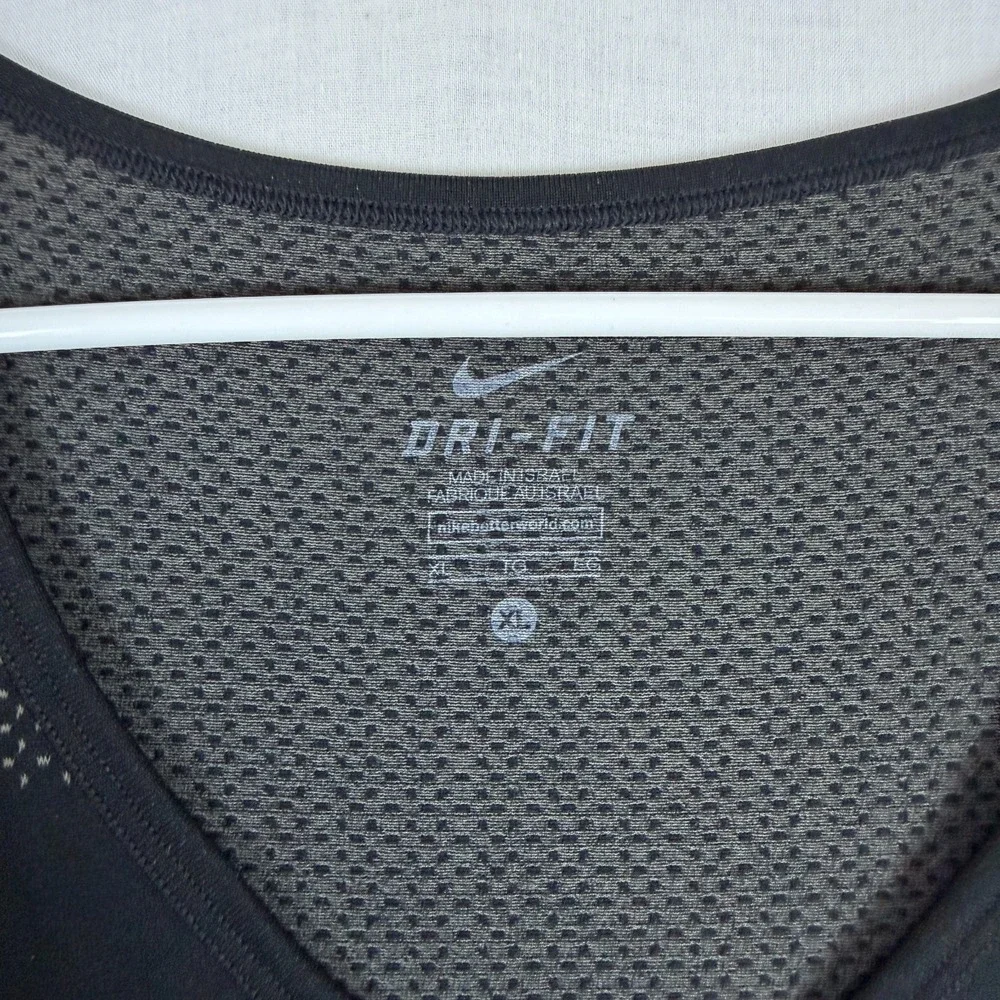 Nike Tank Top Dri-Fit Black Stretch Womens XL Very Comfortable